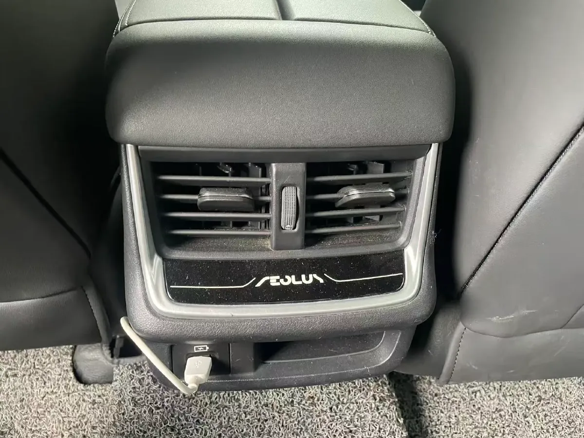 2021 DongFeng Aeolus YiXuan MAX 1.5T 190HP L4 7DCT,autocango,china used car exporter,china ev exporter,chinese used car exporter,chinese used ev exporter