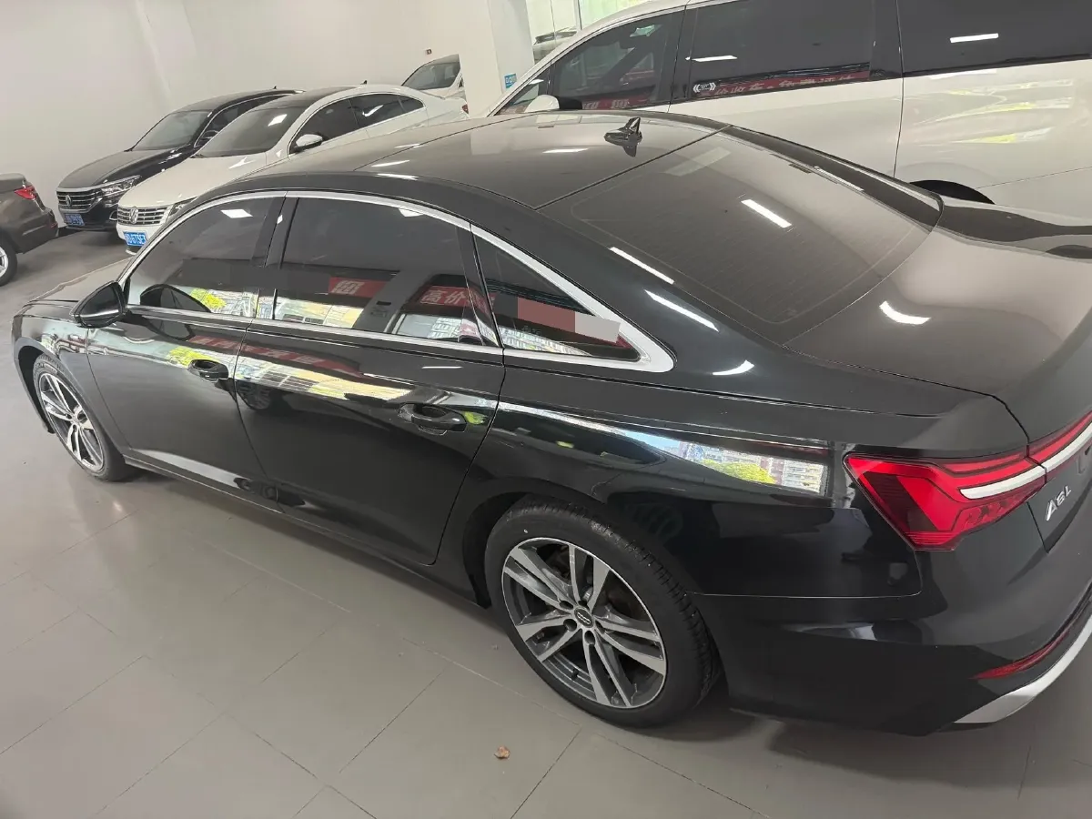 2019 Mercedes-Benz E Class 1.5T 184HP L4 9AT,autocango,china used car exporter,china ev exporter,chinese used car exporter,chinese used ev exporter