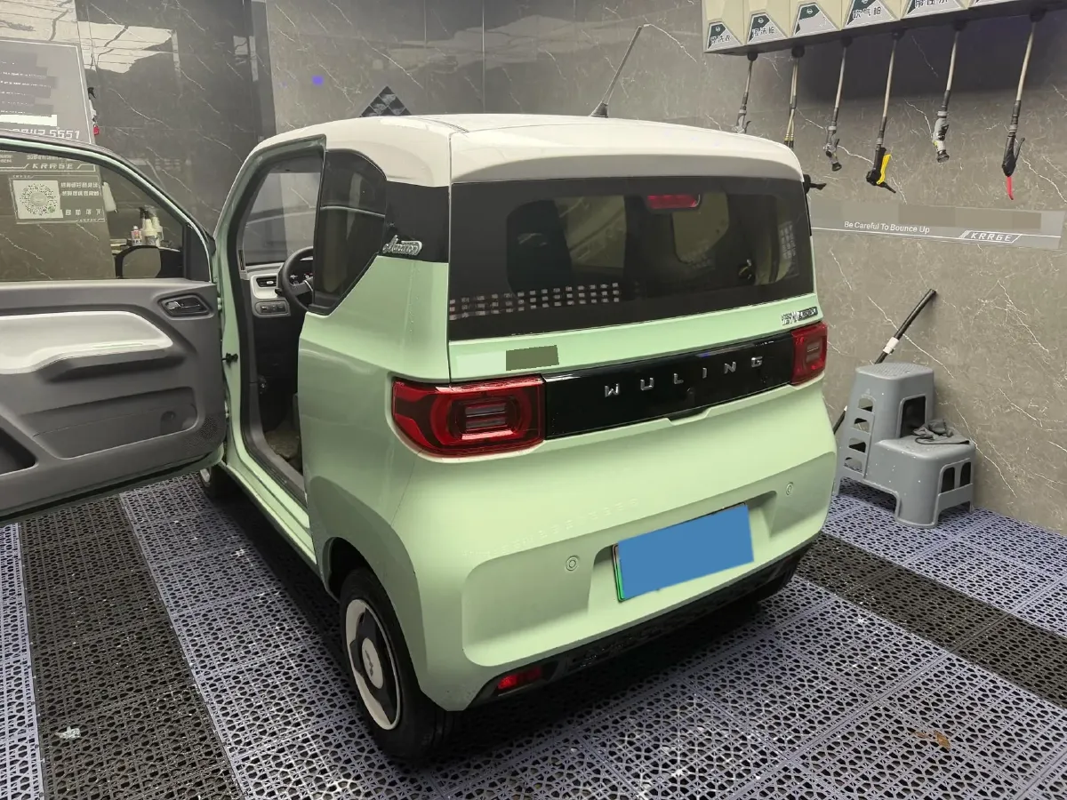 2021 WuLing HongGuang MINI EV BEV 9KWH,autocango,china used car exporter,china ev exporter,chinese used car exporter,chinese used ev exporter