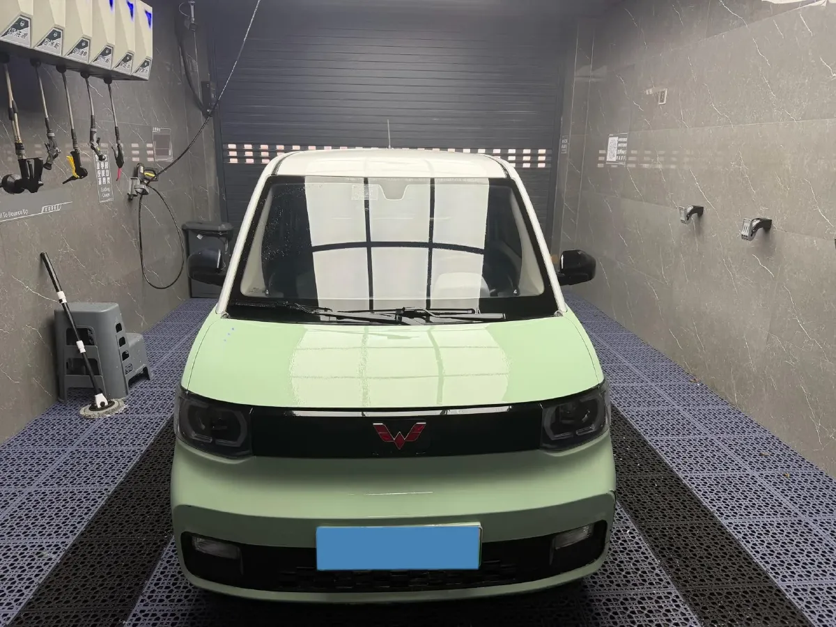 2021 WuLing HongGuang MINI EV BEV 9KWH,autocango,china used car exporter,china ev exporter,chinese used car exporter,chinese used ev exporter