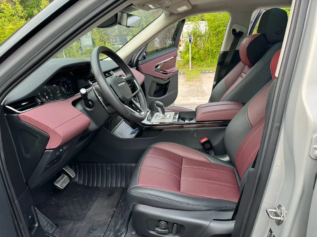2023 Land Rover Range Rover Evoque 2.0T 249HP L4 9AT,autocango,china used car exporter,china ev exporter,chinese used car exporter,chinese used ev exporter