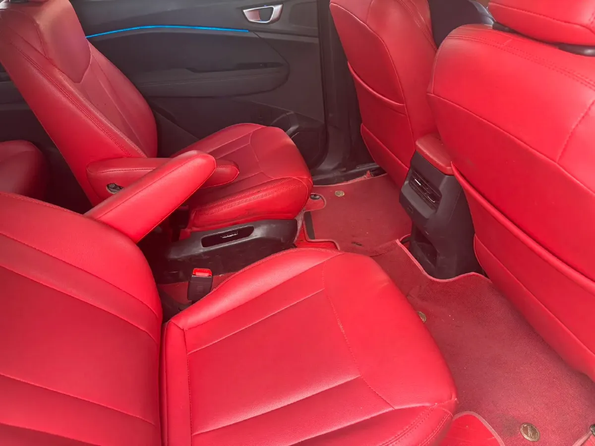 2022 WuLing ZhengChen 2.0L 136HP L4 6MT,autocango,china used car exporter,china ev exporter,chinese used car exporter,chinese used ev exporter