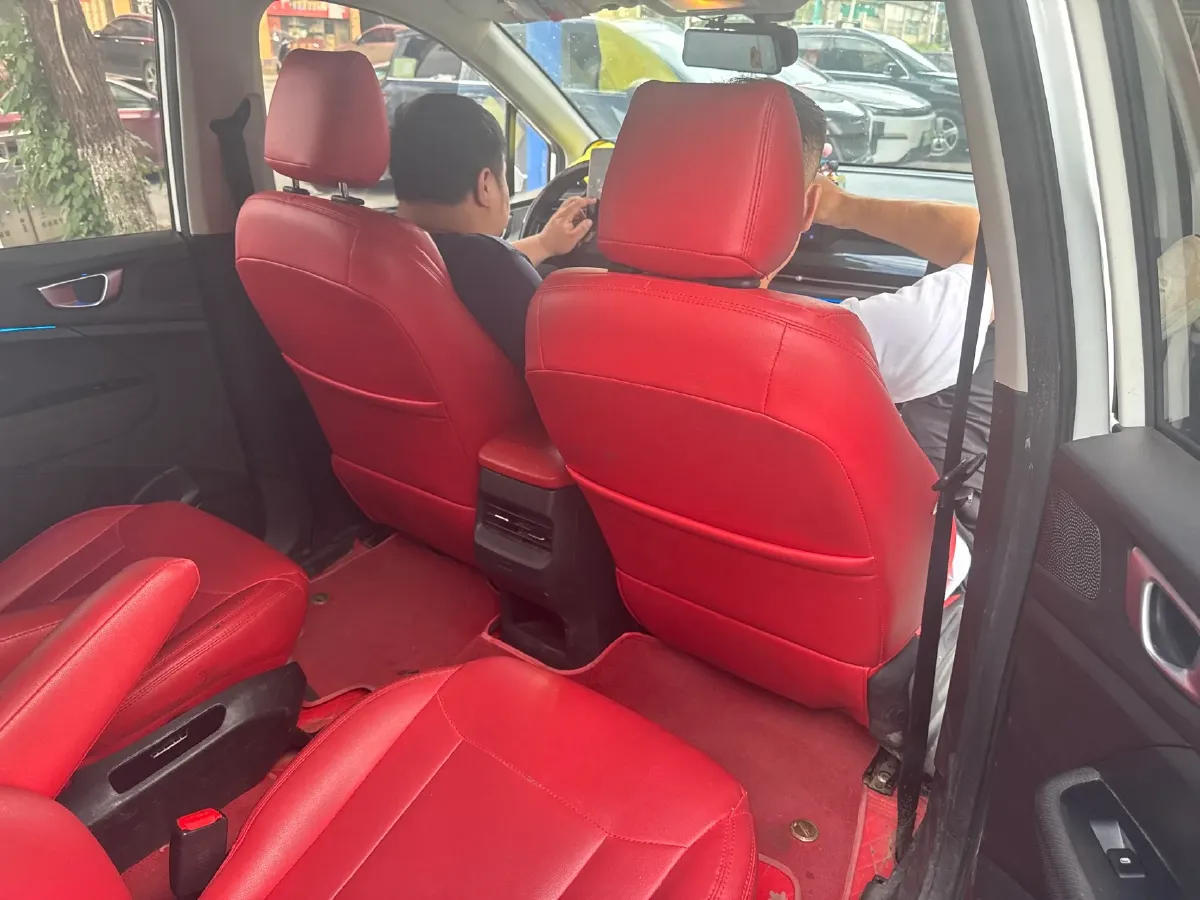2022 WuLing ZhengChen 2.0L 136HP L4 6MT,autocango,china used car exporter,china ev exporter,chinese used car exporter,chinese used ev exporter