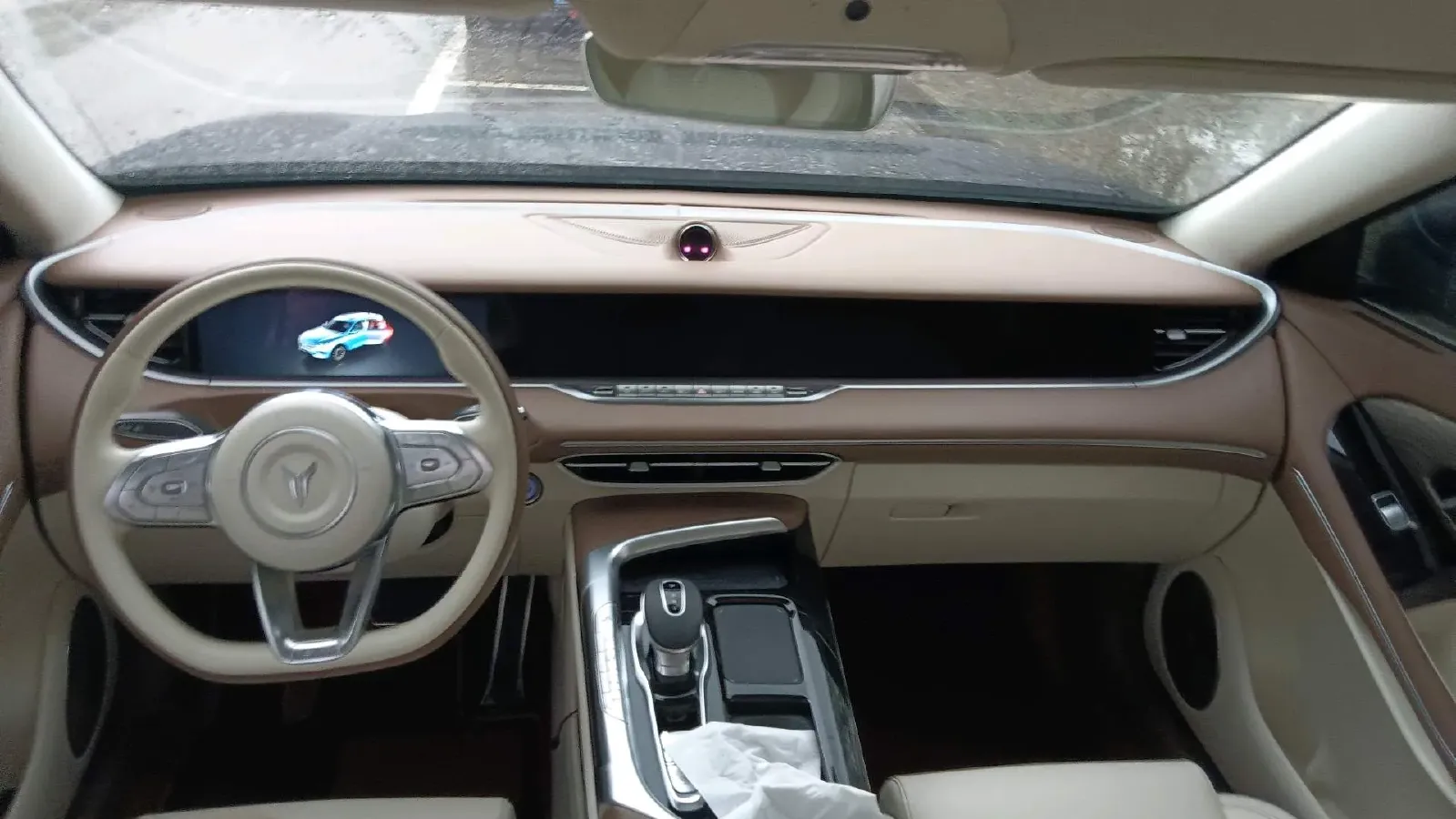 2021 Voyah FREE Range Extended 109HP REEV 33KWH,autocango,china used car exporter,china ev exporter,chinese used car exporter,chinese used ev exporter