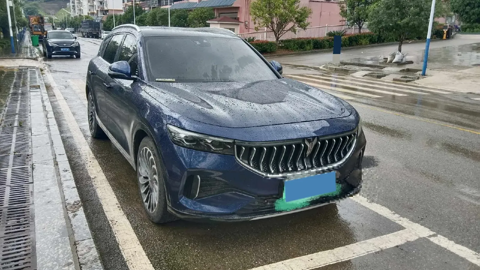 2021 Voyah FREE Range Extended 109HP REEV 33KWH,autocango,china used car exporter,china ev exporter,chinese used car exporter,chinese used ev exporter