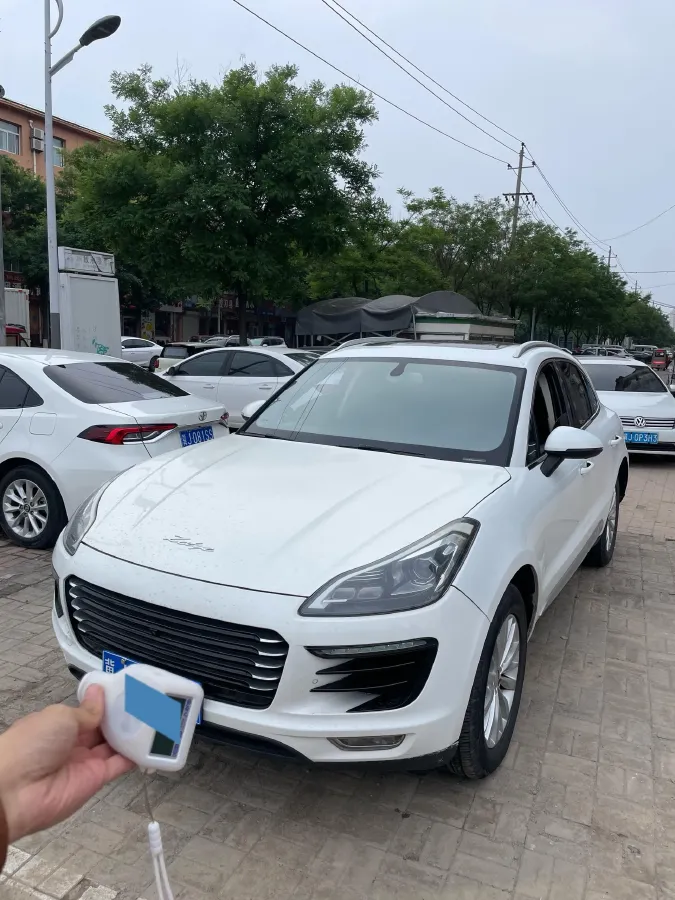 2017 Zotye SR9 2.0T 190HP L4 6DCT,autocango,china used car exporter,china ev exporter,chinese used car exporter,chinese used ev exporter