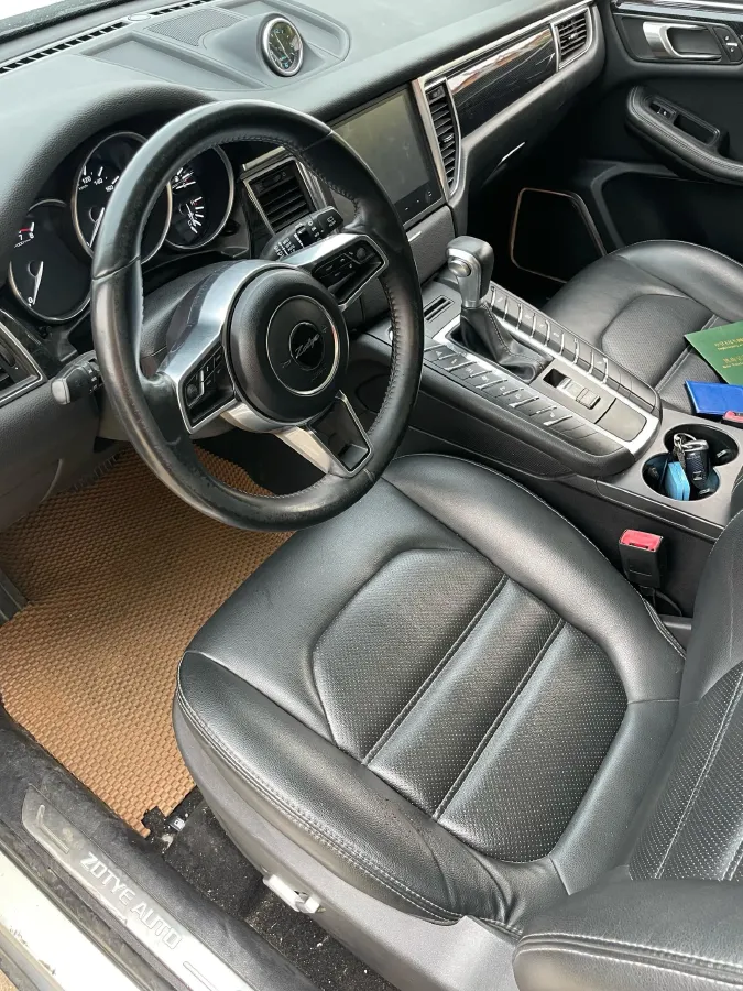 2017 Zotye SR9 2.0T 190HP L4 6DCT,autocango,china used car exporter,china ev exporter,chinese used car exporter,chinese used ev exporter