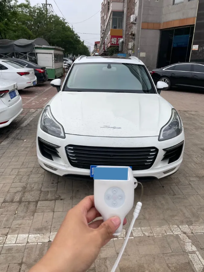 2017 Zotye SR9 2.0T 190HP L4 6DCT,autocango,china used car exporter,china ev exporter,chinese used car exporter,chinese used ev exporter