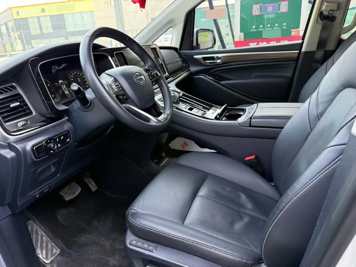 2021 GAC Trumpchi M8 2.0T 252HP L4 8AT,autocango,china used car exporter,china ev exporter,chinese used car exporter,chinese used ev exporter