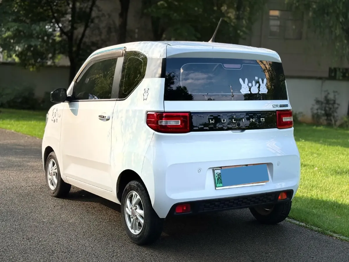 2020 WuLing HongGuang MINI EV BEV 9.3KWH,autocango,china used car exporter,china ev exporter,chinese used car exporter,chinese used ev exporter