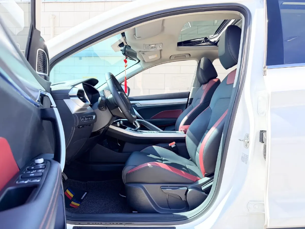 2021 Geely Coolray 1.4T 141HP L4 6DCT,autocango,china used car exporter,china ev exporter,chinese used car exporter,chinese used ev exporter