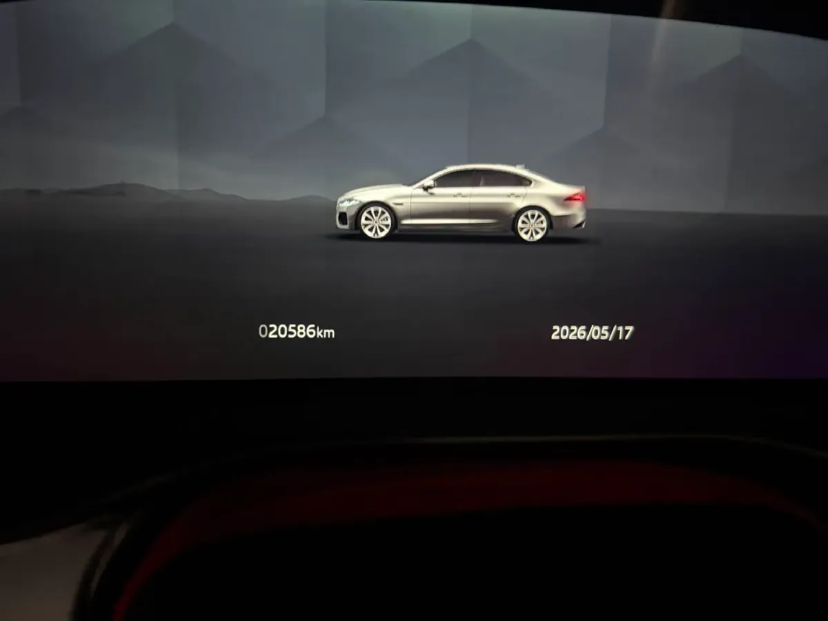 2022 Jaguar XFL 2.0T 250HP L4 8AT,autocango,china used car exporter,china ev exporter,chinese used car exporter,chinese used ev exporter