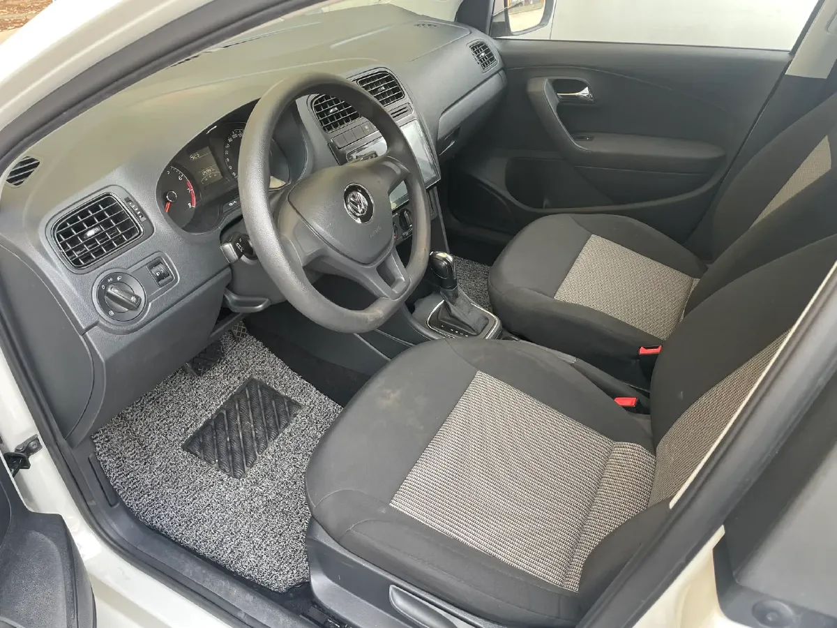 2016 Volkswagen Polo 1.4L 90HP L4 6AT,autocango,china used car exporter,china ev exporter,chinese used car exporter,chinese used ev exporter
