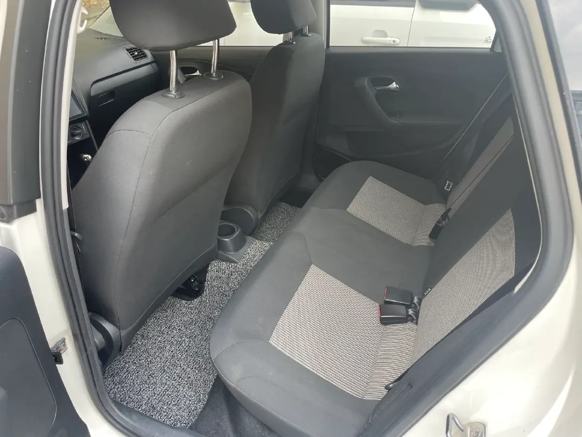 2016 Volkswagen Polo 1.4L 90HP L4 6AT,autocango,china used car exporter,china ev exporter,chinese used car exporter,chinese used ev exporter
