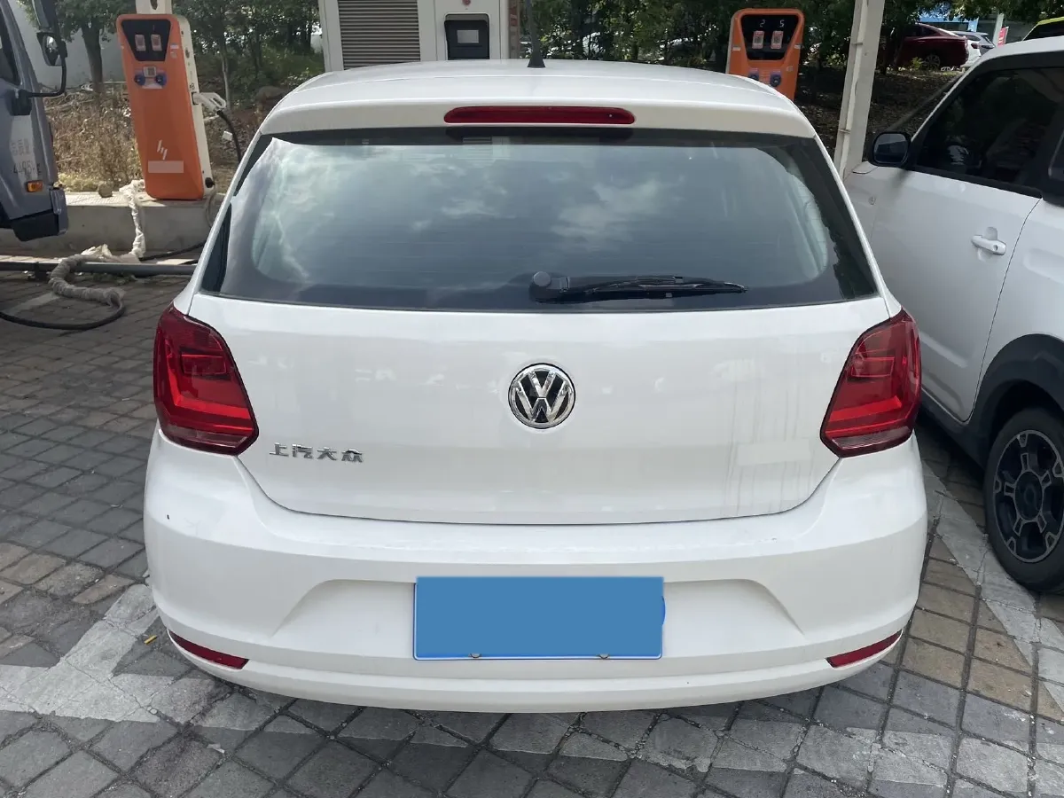 2016 Volkswagen Polo 1.4L 90HP L4 6AT,autocango,china used car exporter,china ev exporter,chinese used car exporter,chinese used ev exporter