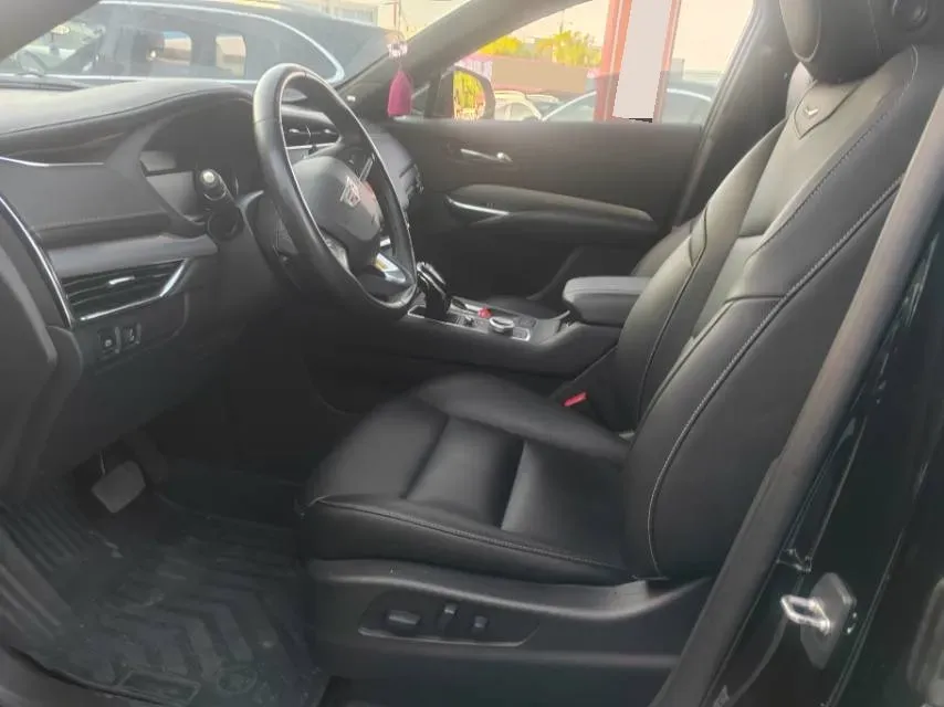2020 Cadillac XT4 2.0T 241HP L4 9AT,autocango,china used car exporter,china ev exporter,chinese used car exporter,chinese used ev exporter