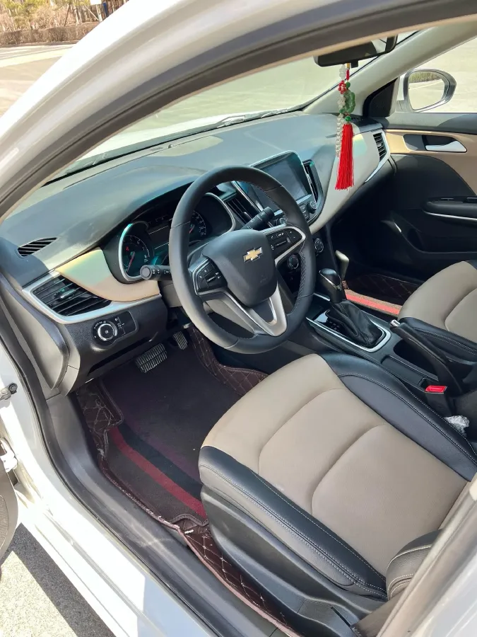 2022 Chevrolet Monza 1.5L 113HP L4 6AT,autocango,china used car exporter,china ev exporter,chinese used car exporter,chinese used ev exporter