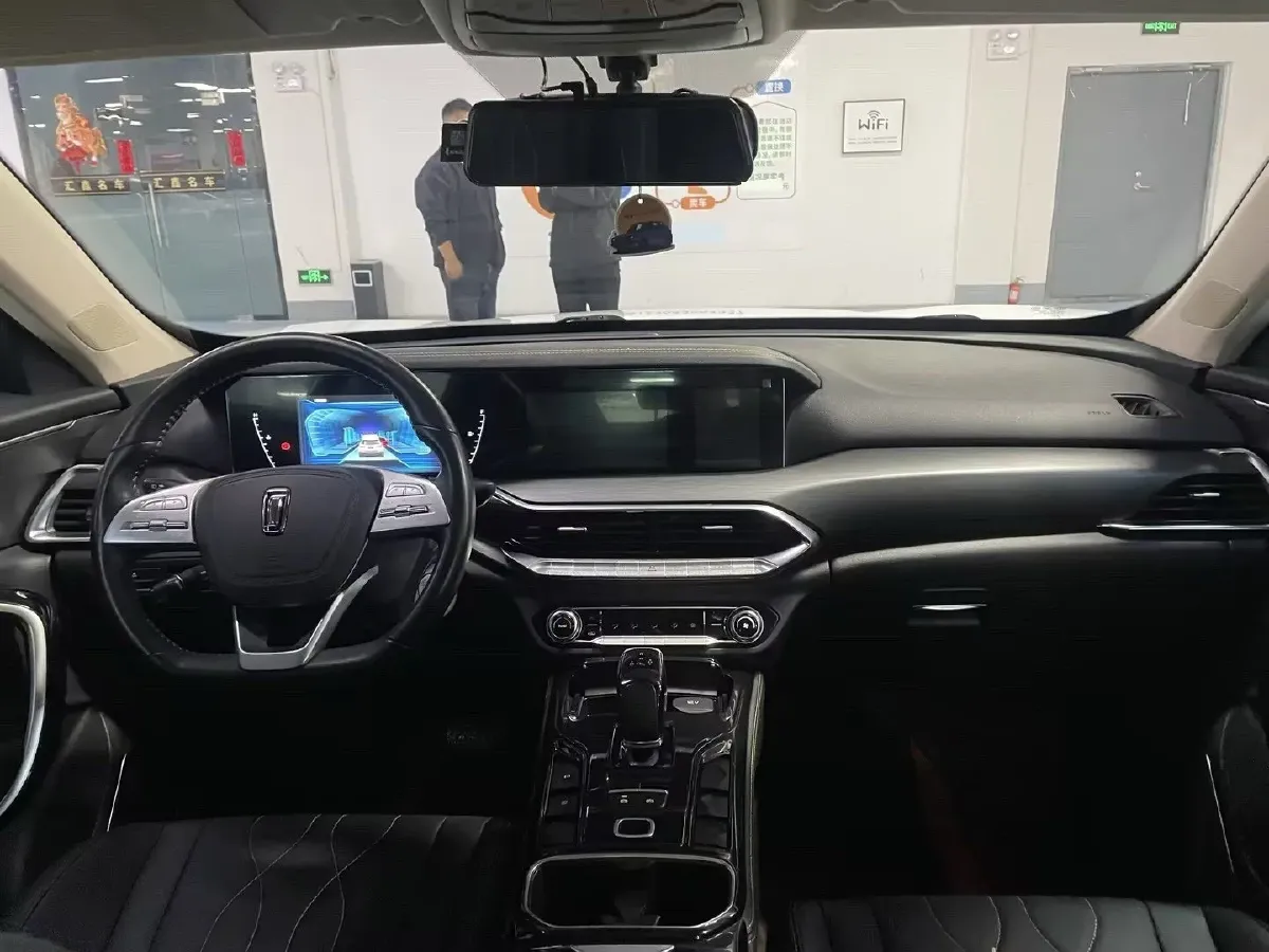 2021 Bestune T77 1.5T 169HP L4 7DCT,autocango,china used car exporter,china ev exporter,chinese used car exporter,chinese used ev exporter