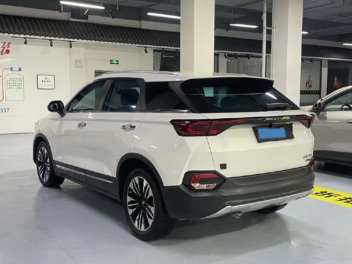 2021 Bestune T77 1.5T 169HP L4 7DCT,autocango,china used car exporter,china ev exporter,chinese used car exporter,chinese used ev exporter