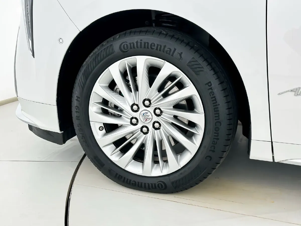 2023 Buick Century 2.0T 237HP L4 9AT,autocango,china used car exporter,china ev exporter,chinese used car exporter,chinese used ev exporter