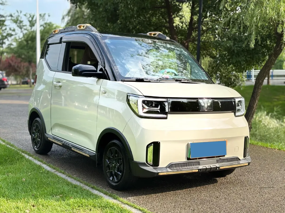 2022 WuLing HongGuang MINI EV BEV 17.3KWH,autocango,china used car exporter,china ev exporter,chinese used car exporter,chinese used ev exporter