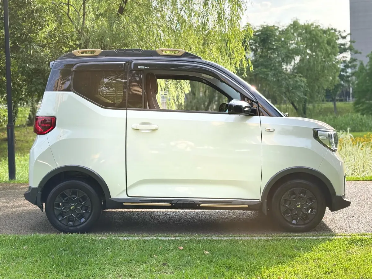 2022 WuLing HongGuang MINI EV BEV 17.3KWH,autocango,china used car exporter,china ev exporter,chinese used car exporter,chinese used ev exporter