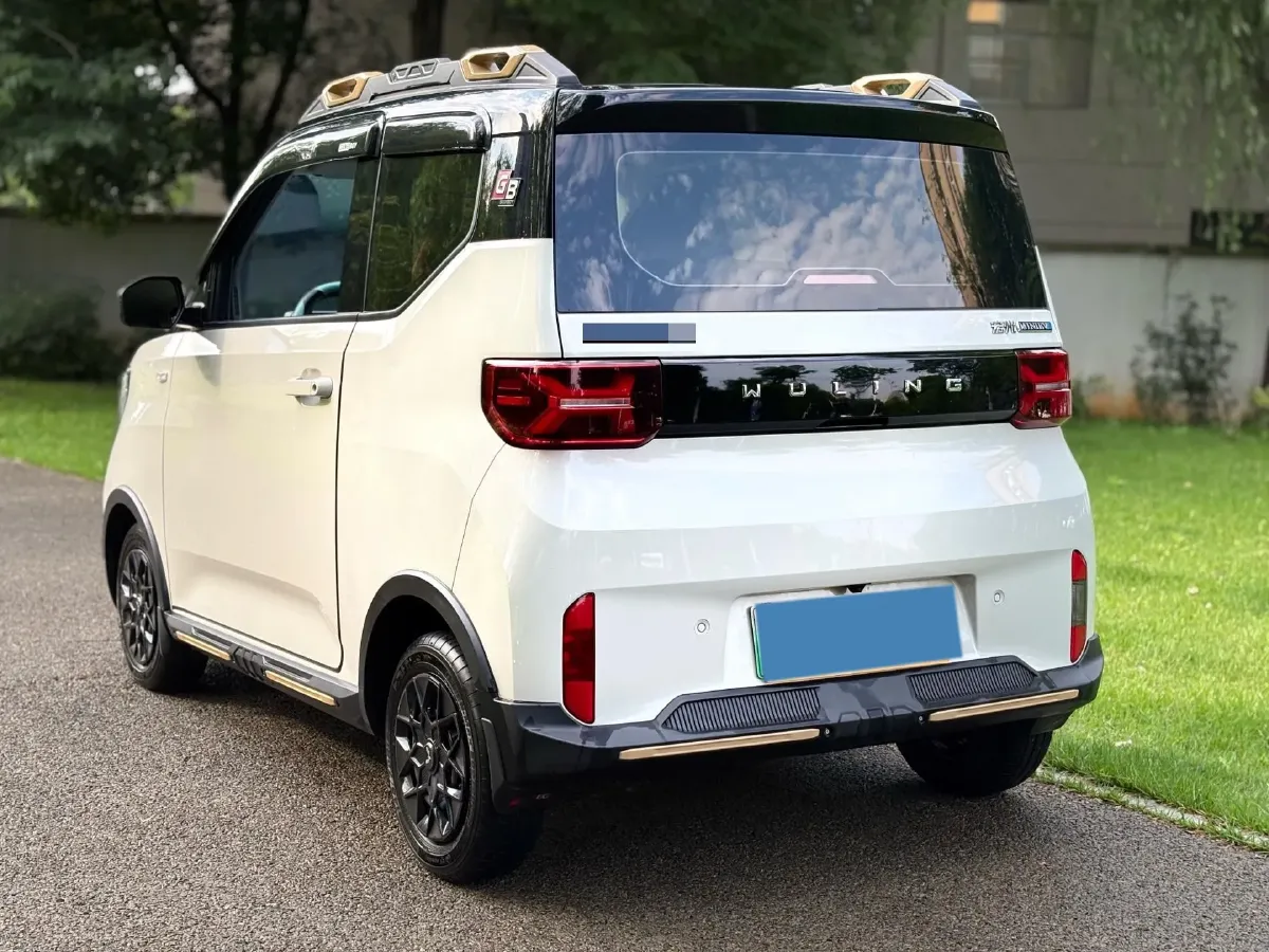 2022 WuLing HongGuang MINI EV BEV 17.3KWH,autocango,china used car exporter,china ev exporter,chinese used car exporter,chinese used ev exporter