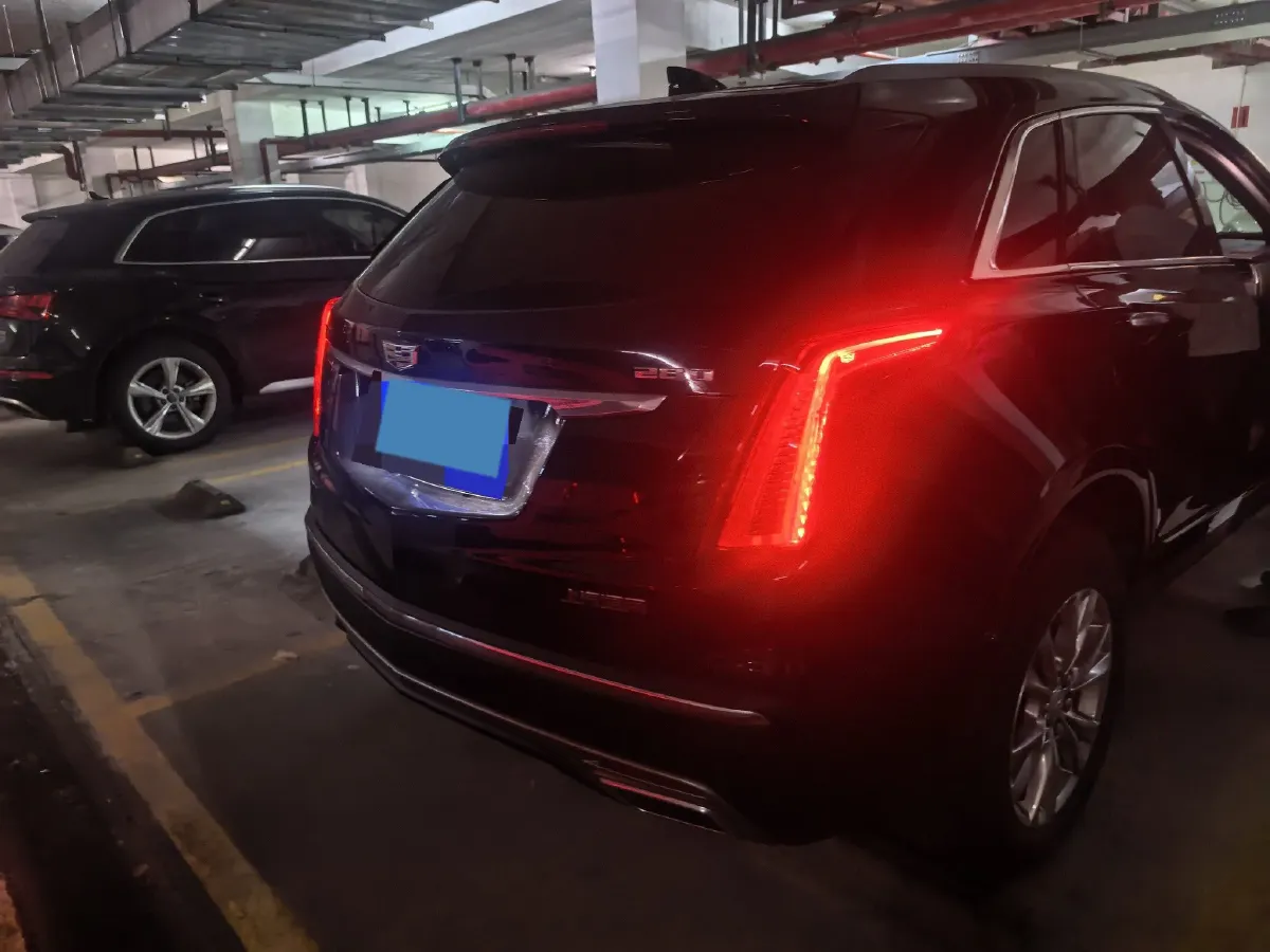 2021 Cadillac XT5 2.0T 237HP L4 9AT,autocango,china used car exporter,china ev exporter,chinese used car exporter,chinese used ev exporter