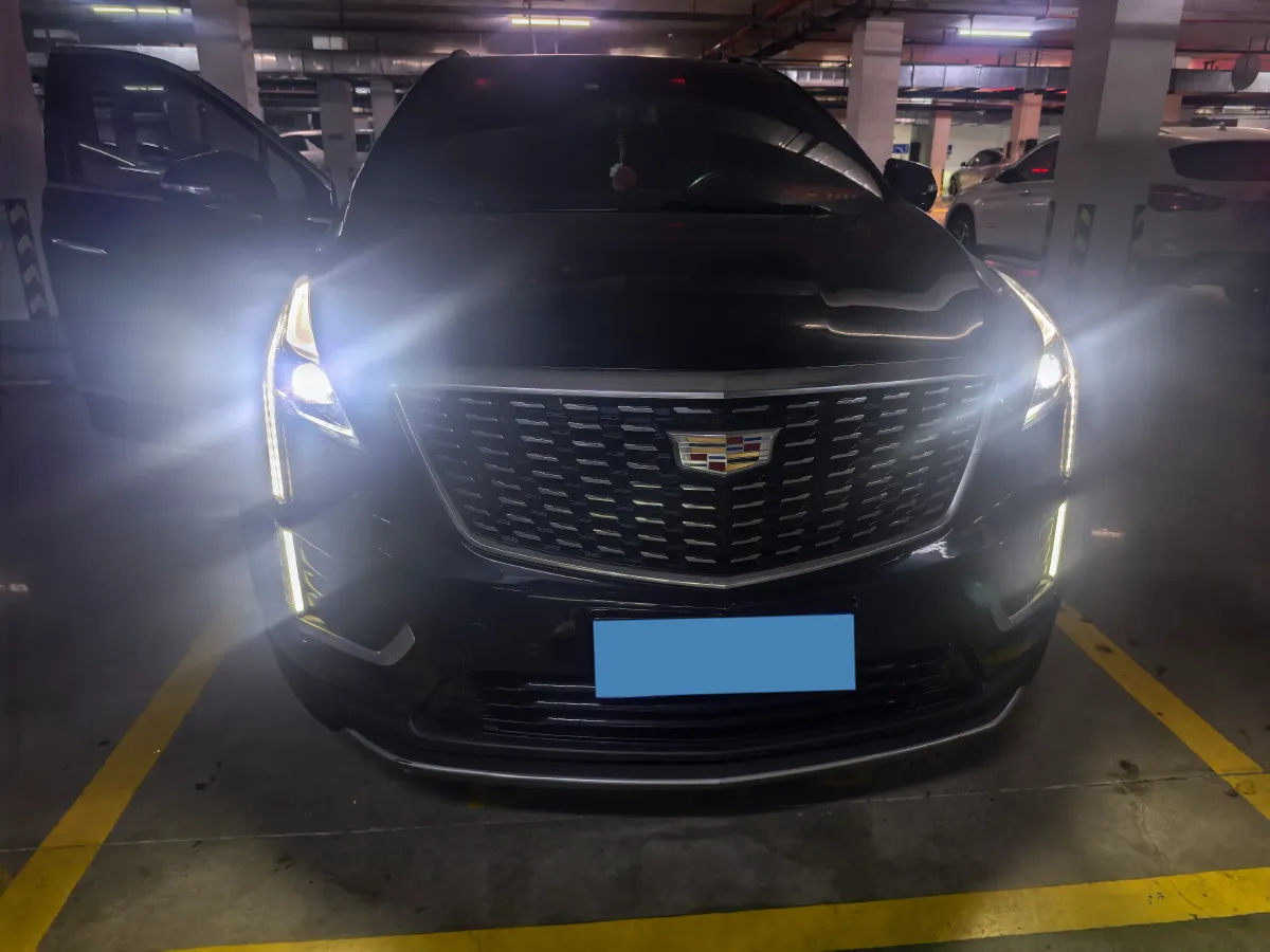 2021 Cadillac XT5 2.0T 237HP L4 9AT,autocango,china used car exporter,china ev exporter,chinese used car exporter,chinese used ev exporter