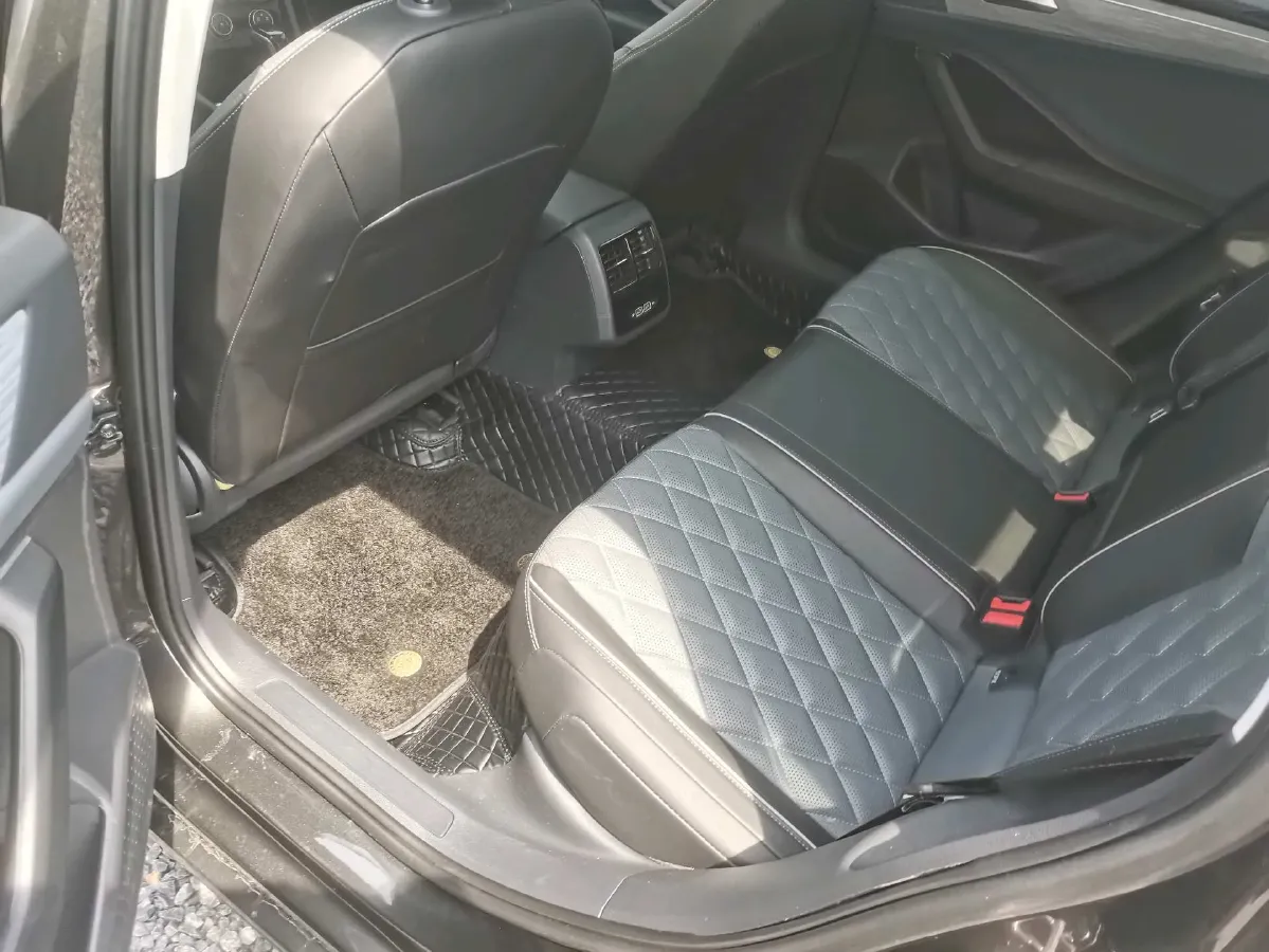 2023 Volkswagen Sagitar 1.5T 160HP L4 7DCT,autocango,china used car exporter,china ev exporter,chinese used car exporter,chinese used ev exporter