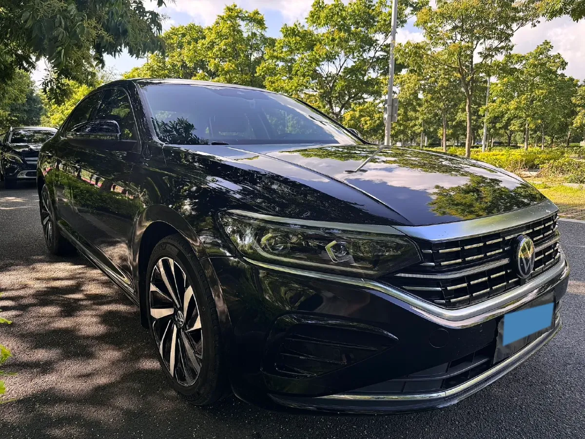 2021 Volkswagen Passat 2.0T 186HP L4 7DCT,autocango,china used car exporter,china ev exporter,chinese used car exporter,chinese used ev exporter