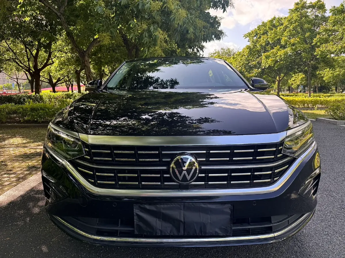 2021 Volkswagen Passat 2.0T 186HP L4 7DCT,autocango,china used car exporter,china ev exporter,chinese used car exporter,chinese used ev exporter