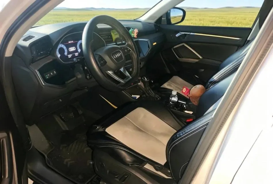 2020 Audi Q3 2.0T 220HP L4 7DCT,autocango,china used car exporter,china ev exporter,chinese used car exporter,chinese used ev exporter