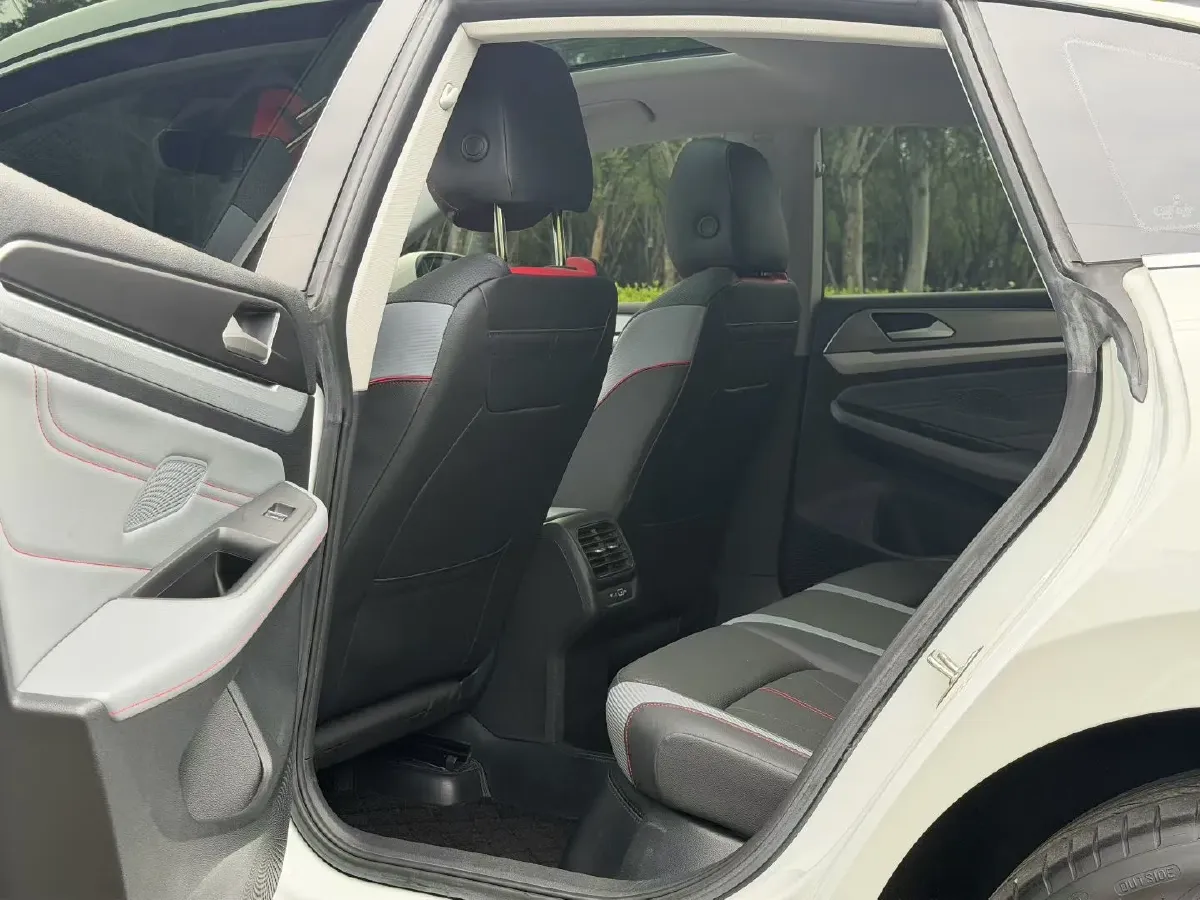 2024 Volkswagen Lamando 1.4T 150HP L4 7DCT,autocango,china used car exporter,china ev exporter,chinese used car exporter,chinese used ev exporter