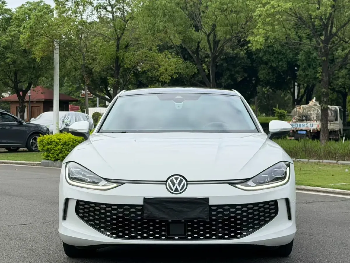 2024 Volkswagen Lamando 1.4T 150HP L4 7DCT,autocango,china used car exporter,china ev exporter,chinese used car exporter,chinese used ev exporter