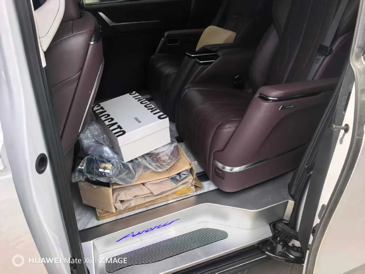 2023 Buick Century 2.0T 237HP L4 9AT,autocango,china used car exporter,china ev exporter,chinese used car exporter,chinese used ev exporter