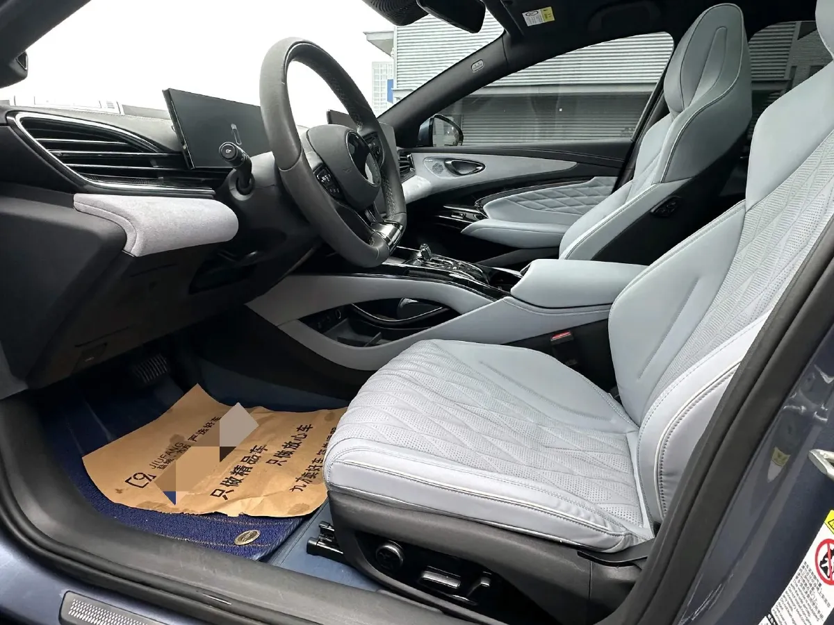 2022 AITO AITO M5 Range Extended 125HP REEV 40KWH,autocango,china used car exporter,china ev exporter,chinese used car exporter,chinese used ev exporter