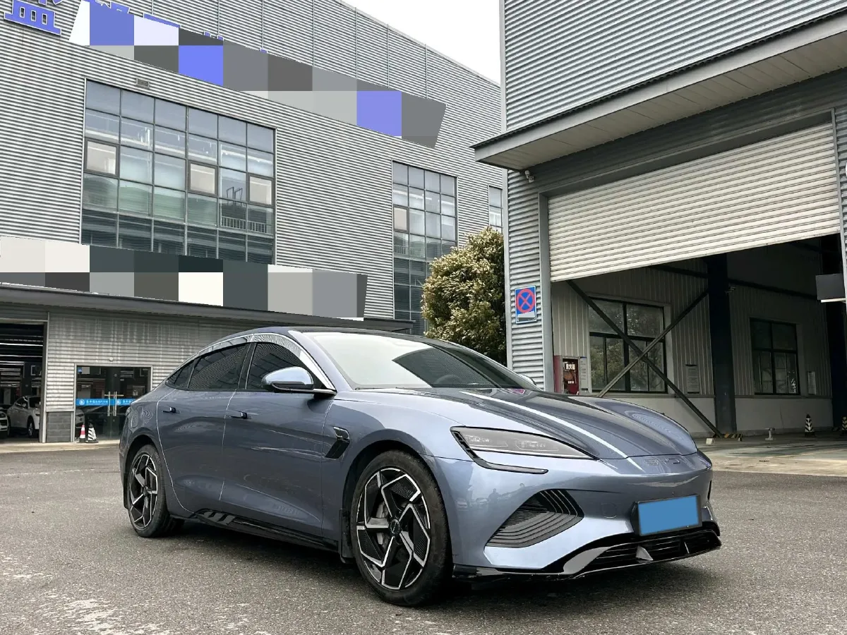 2022 AITO AITO M5 Range Extended 125HP REEV 40KWH,autocango,china used car exporter,china ev exporter,chinese used car exporter,chinese used ev exporter