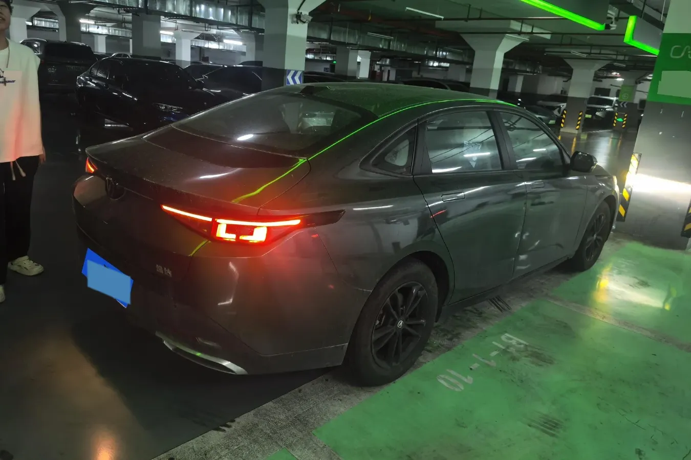2023 ChangAn Lamore 1.5T 170HP L4 7DCT,autocango,china used car exporter,china ev exporter,chinese used car exporter,chinese used ev exporter