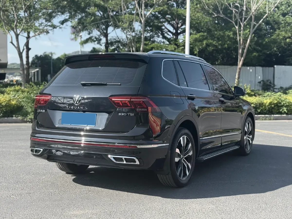 2024 Volkswagen Tiguan L 2.0T 186HP L4 7DCT,autocango,china used car exporter,china ev exporter,chinese used car exporter,chinese used ev exporter