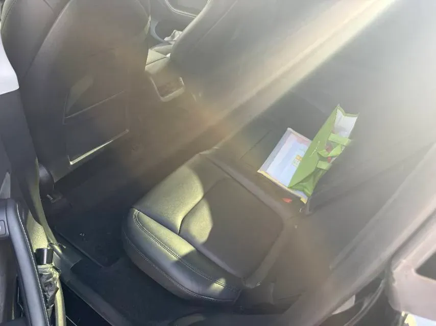 2023 Tesla Model Y BEV 78.4KWH,autocango,china used car exporter,china ev exporter,chinese used car exporter,chinese used ev exporter