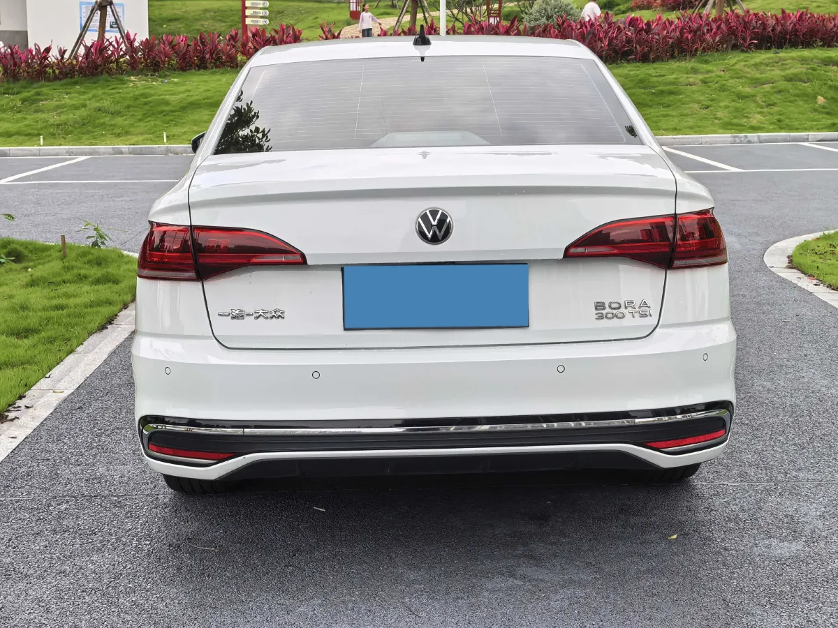 2024 Volkswagen Bora 1.5T 160HP L4 7DCT,autocango,china used car exporter,china ev exporter,chinese used car exporter,chinese used ev exporter