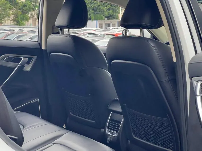 2016 Geely Azkarra 1.8T 184HP L4 6AT,autocango,china used car exporter,china ev exporter,chinese used car exporter,chinese used ev exporter