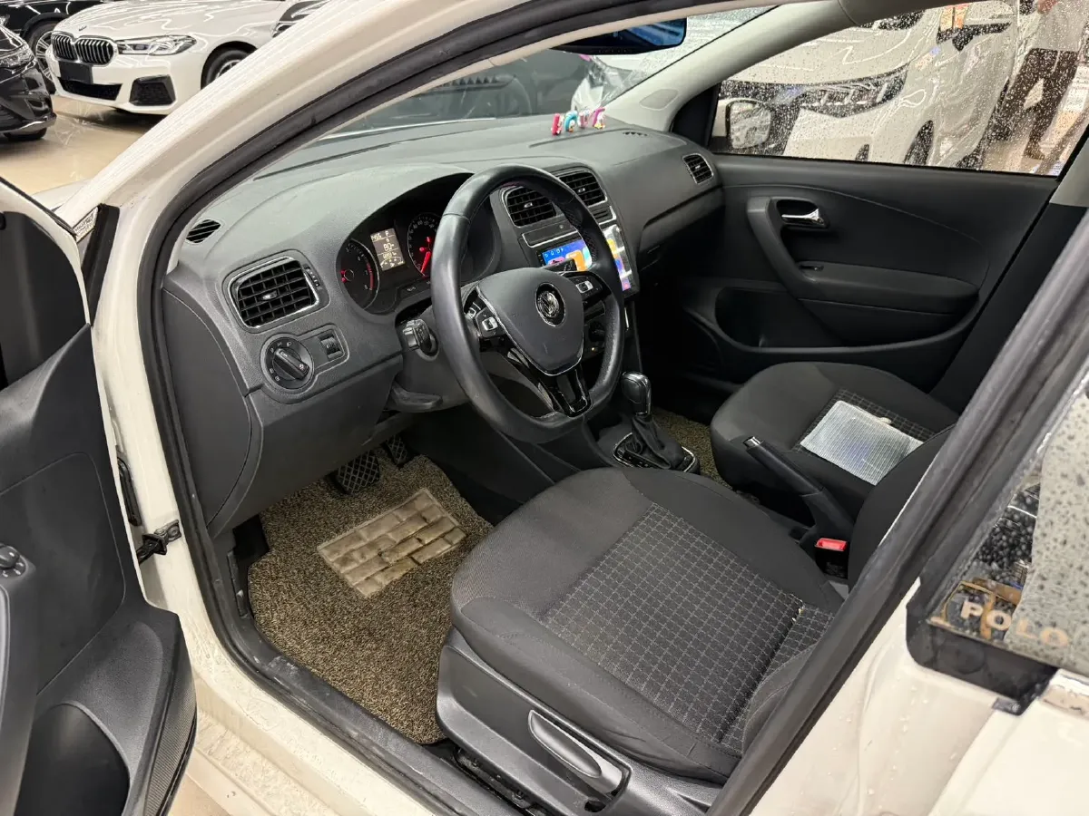 2016 Volkswagen Polo 1.6L 110HP L4 6AT,autocango,china used car exporter,china ev exporter,chinese used car exporter,chinese used ev exporter