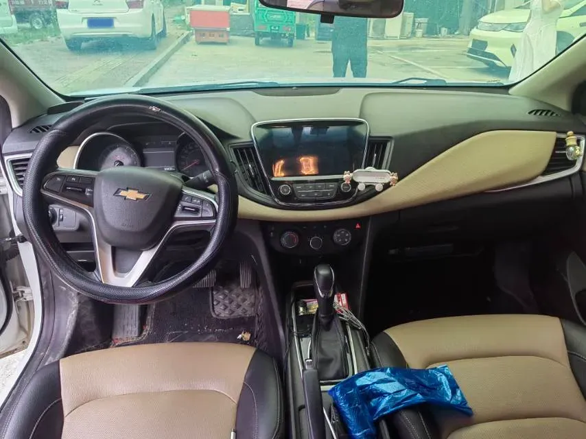 2020 Chevrolet Monza 1.5L 113HP L4 6AT,autocango,china used car exporter,china ev exporter,chinese used car exporter,chinese used ev exporter