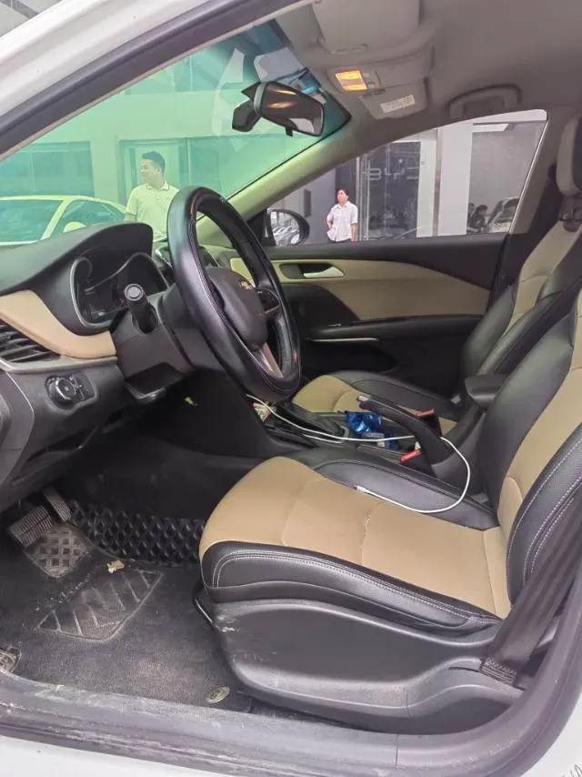 2020 Chevrolet Monza 1.5L 113HP L4 6AT,autocango,china used car exporter,china ev exporter,chinese used car exporter,chinese used ev exporter