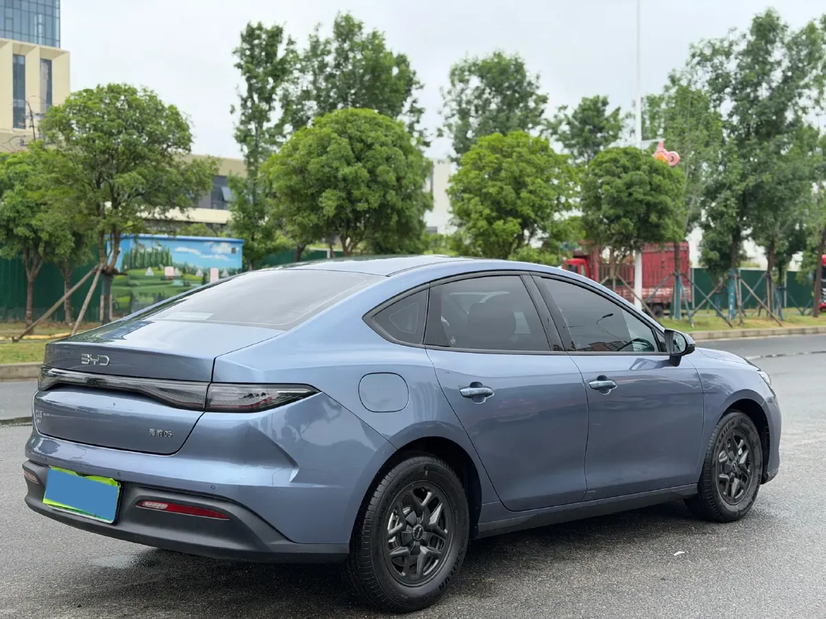 2025 BYD Seal05 DM-i 1.5L 101HP L4 E-CVT PHEV 7.68KWH,autocango,china used car exporter,china ev exporter,chinese used car exporter,chinese used ev exporter