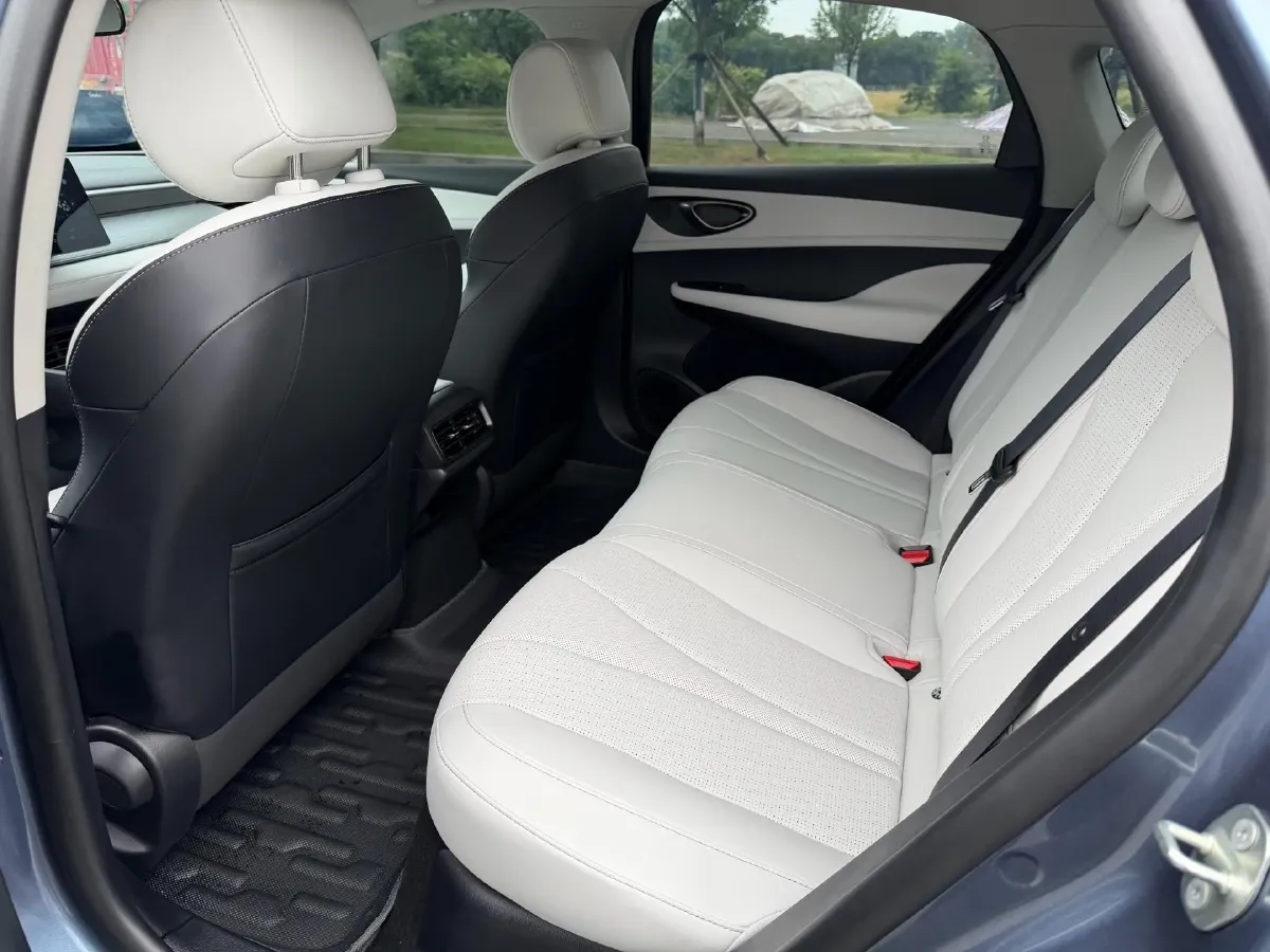 2025 BYD Seal05 DM-i 1.5L 101HP L4 E-CVT PHEV 7.68KWH,autocango,china used car exporter,china ev exporter,chinese used car exporter,chinese used ev exporter