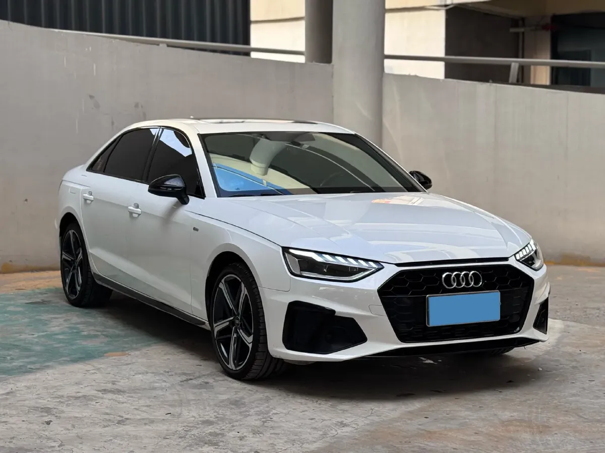 2024 Audi A4L 2.0T 190HP L4 7DCT,autocango,china used car exporter,china ev exporter,chinese used car exporter,chinese used ev exporter