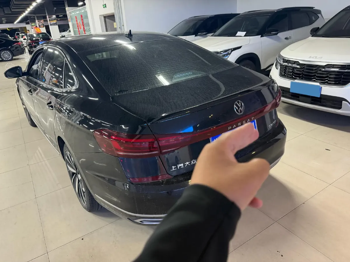 2023 Volkswagen Passat 2.0T 186HP L4 7DCT,autocango,china used car exporter,china ev exporter,chinese used car exporter,chinese used ev exporter